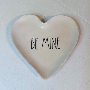 Rae Dunn BE MINE Heart-Shaped Plate Valentines Day Heart Love Decoration